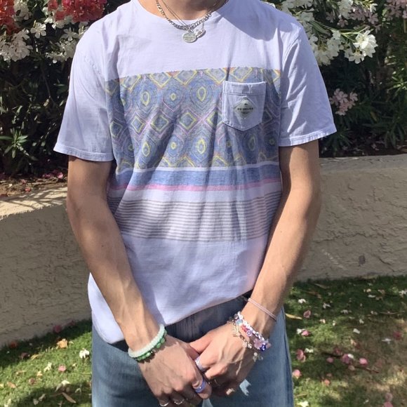 Quicksilver White and Colorful Pattern Shirt - Picture 2 of 3